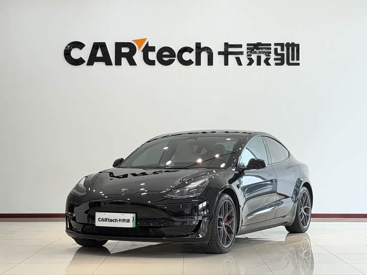 2022 Model 3 2022 Performance high-performance all-wheel drive version