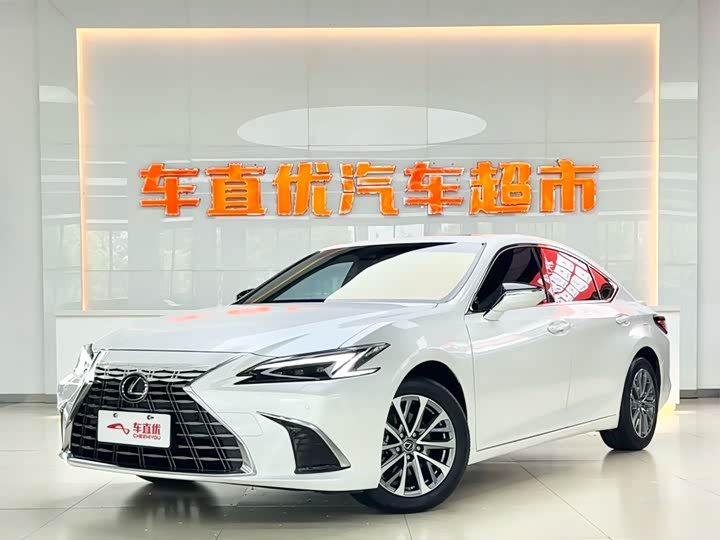 2025 Lexus ES 2025 300h Premium Edition