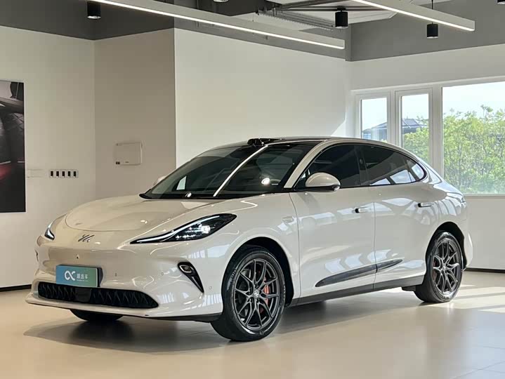 2025 Zhiji LS6 2025 Smart Lizard Driving Edition