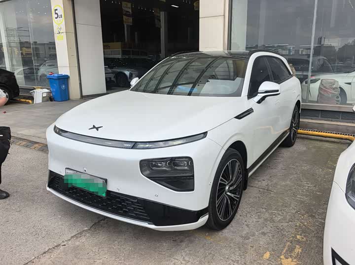 2023 Xpeng G9 2022 702 Pro