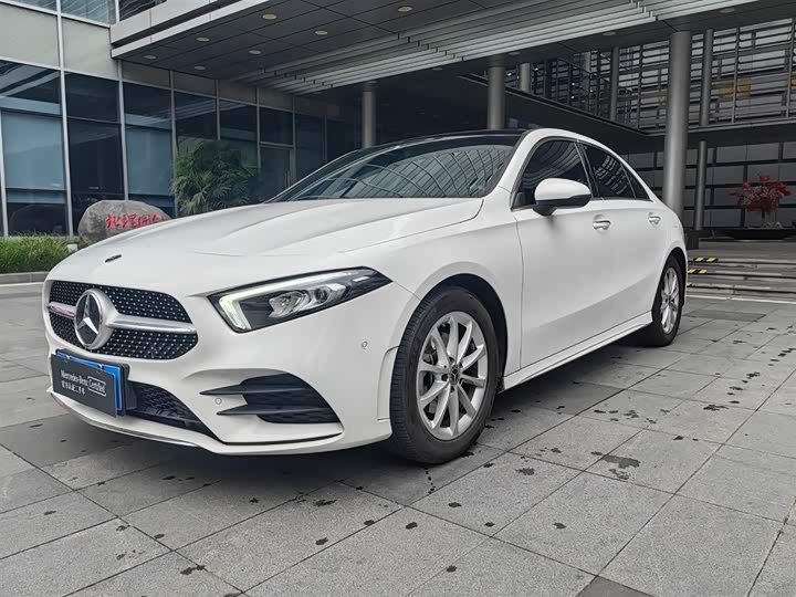 2021 Mercedes-Benz A-Class 2021 A 200 L Sports Sedan Fashionable