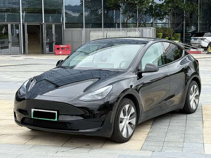 2022 Model Y 2022 Refresh RWD
