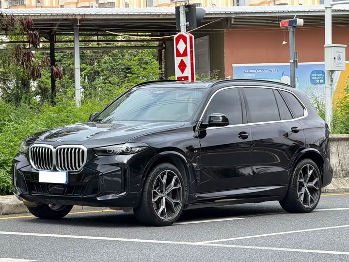 2023 BMW X5 2023 xDrive 30Li Exclusive M Sports Night Package