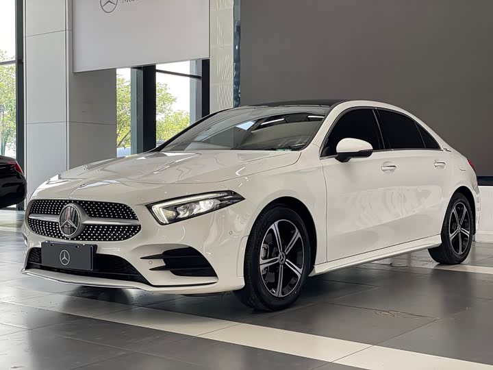 2023 Mercedes-Benz A-Class 2022 Facelift Three A 200 L Sports Sedan Fashionable
