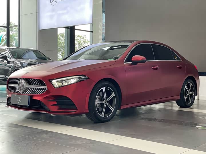 2022 Mercedes-Benz A-Class 2022 Facelift A 200 L Sports Sedan Fashionable