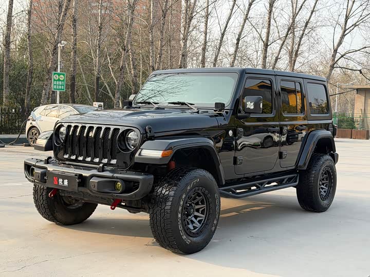 2021 Wrangler 2021 2.0T Sahara four-door version