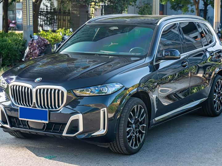 2024 BMW X5 2023 xDrive 40Li M Sports Package