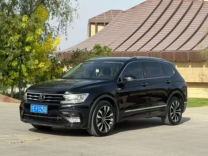 2021 Tiguan L 2021 330TSI Automatic FWD R-Line Premium Edition