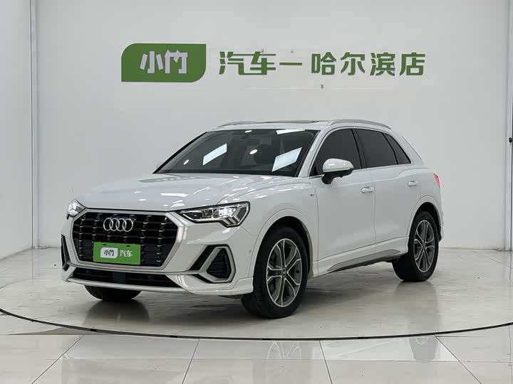 2022 Audi Q3 2022 35 TFSI Fashionable and Dynamic