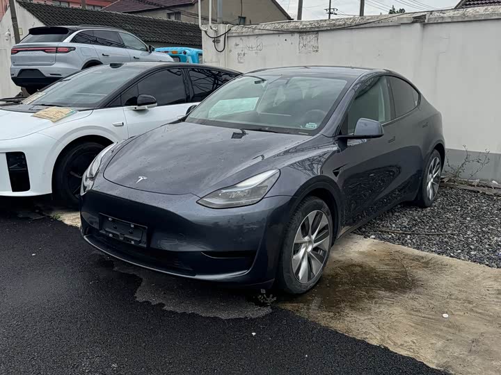 2023 Model Y 2023 rear-wheel drive version