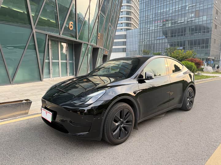 2024 Model Y 2024 rear-wheel drive version