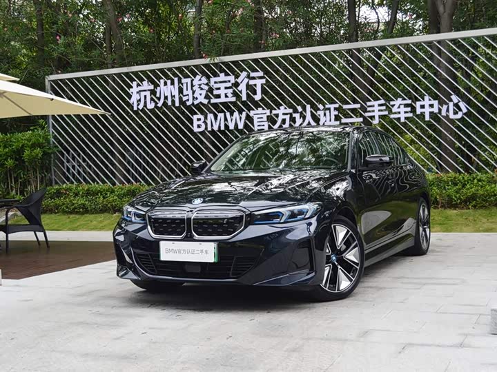 2023 BMW i3 2023 eDrive 40L Night Sports Package