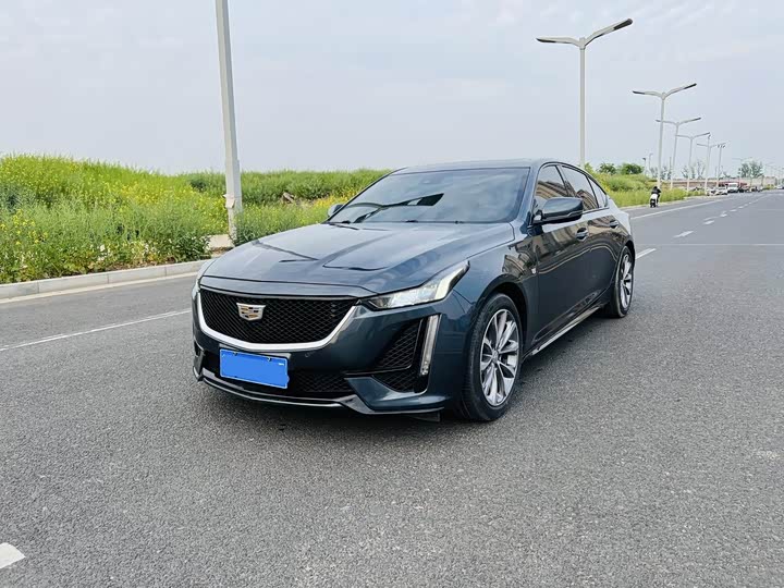 2021 Cadillac CT5 2021 28T leading sports model