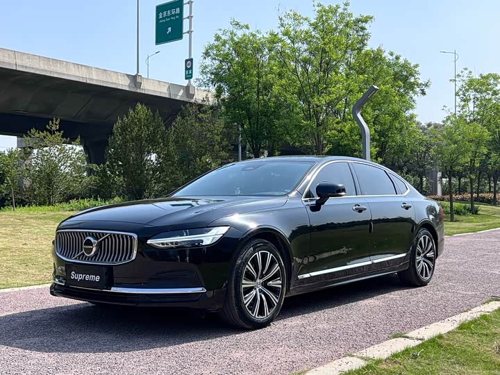2023 Volvo S90 2023 B5 Zhiyi Luxury Edition
