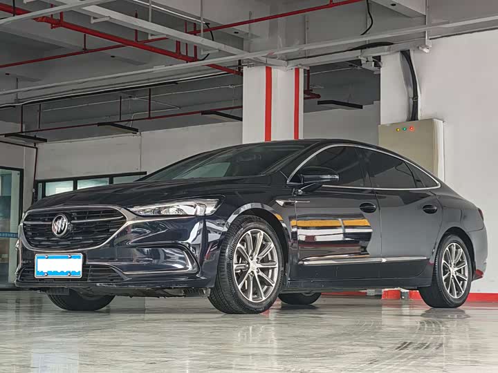 2021 LaCrosse 2021 652T Luxury