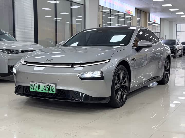 2022 Xpeng P7 2022 model 670N