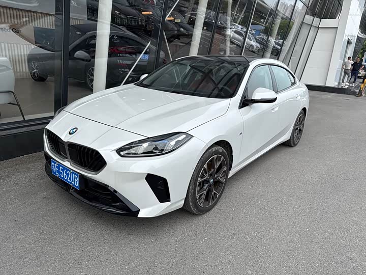 2025 BMW 2 Series 2025 225L M Sports Package