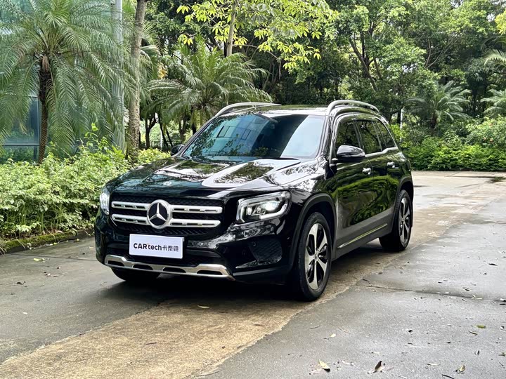2022 Mercedes-Benz GLB 2022 GLB 220 Fashion Model
