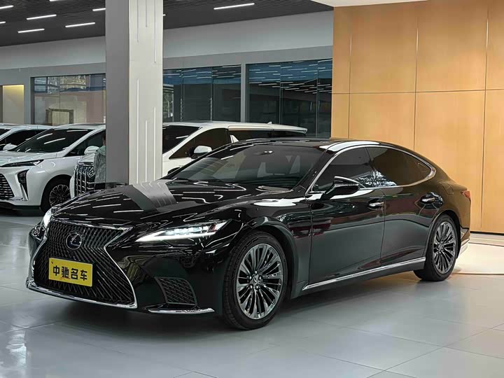 2022 Lexus LS 2021 500h Excellence Edition