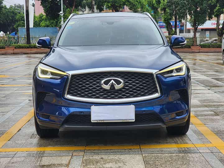 2021 Infiniti QX50 2020 2.0T four-wheel drive elite version