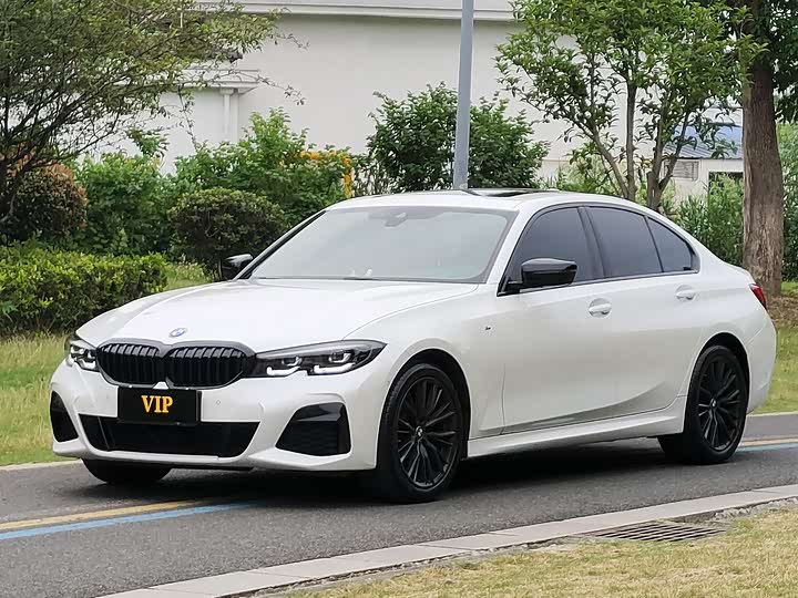 2022 BMW 3 Series 2022 325i M Sports Night Package