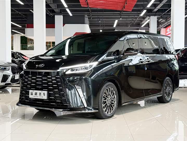 2026 Lexus LM 2025 500h six-seater premium version