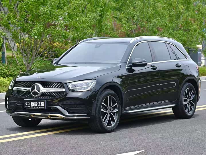 2022 Mercedes-Benz GLC 2022 facelift 2 GLC 260 L 4MATIC luxury model