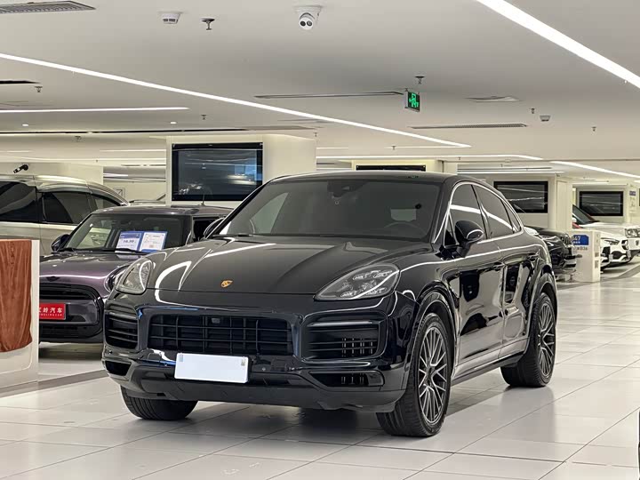 2023 Cayenne 2023 Cayenne S Coupé 2.9T Platinum Edition