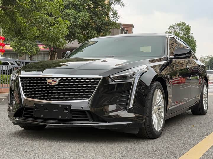 2021 Cadillac CT6 2021 28T luxury model