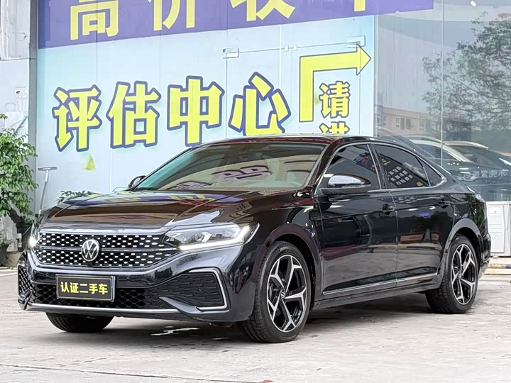 2024 Passat 2025 Outstanding Model 380TSI Starry Sky Dragon Edition