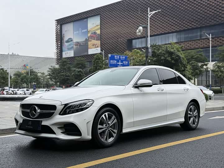 Mercedes-Benz C-Class 2021 C 200 L Fashionable Sports Edition