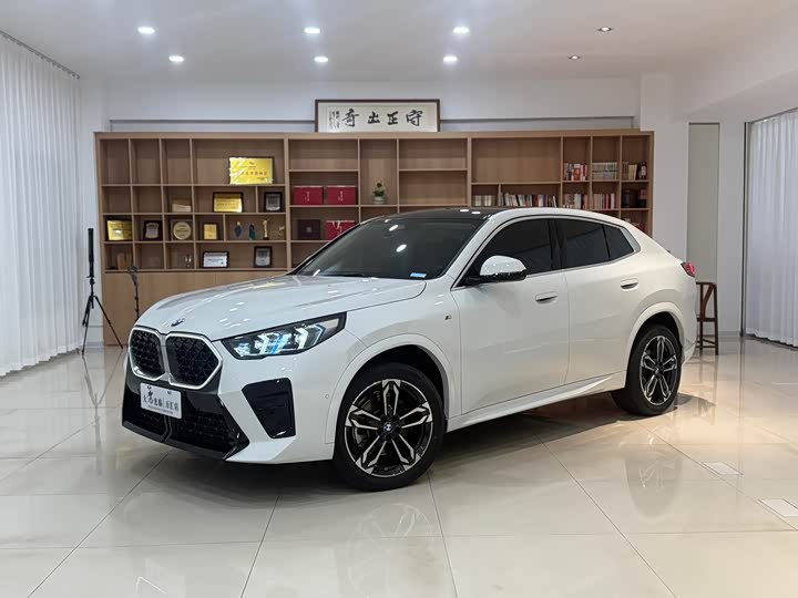 2025 BMW X2 (Imported) 2024 sDrive25i M Sports Package