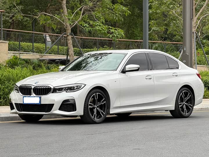 2022 BMW 3 Series 2022 325i M Sport Package