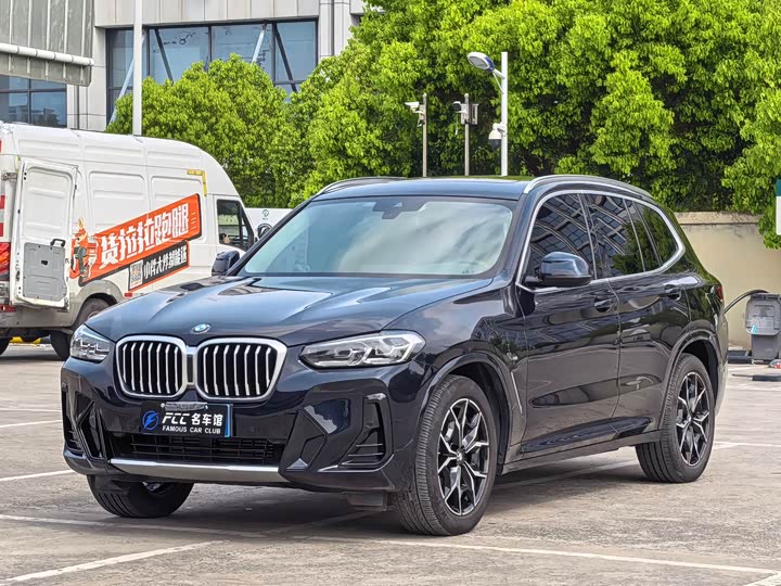 2022 BMW X3 2022 xDrive25i M Sports Package