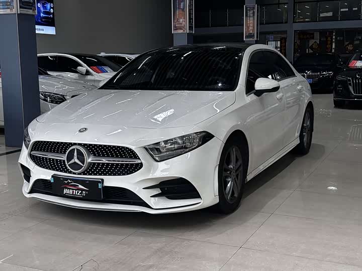 2021 Mercedes-Benz A-Class 2022 A 180 L Sports Sedan