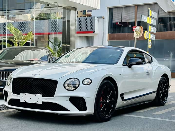 Continental 2020 4.0T GT V8