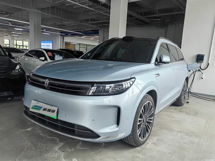 2024 AITO M7 2024 1.5T Intelligent Driving AWD Ultra 5-Seater