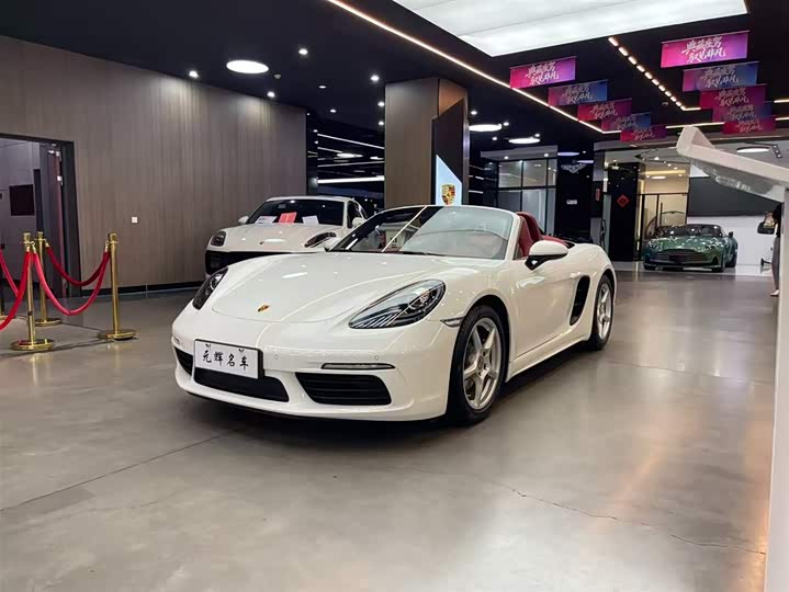 2024 Porsche 718 2022 Boxster 2.0T