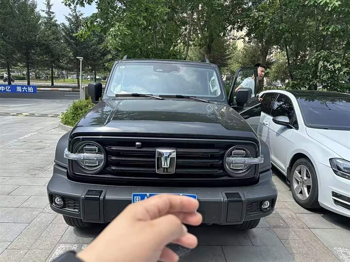 2024 Tank 300 2024 2.0T Challenger