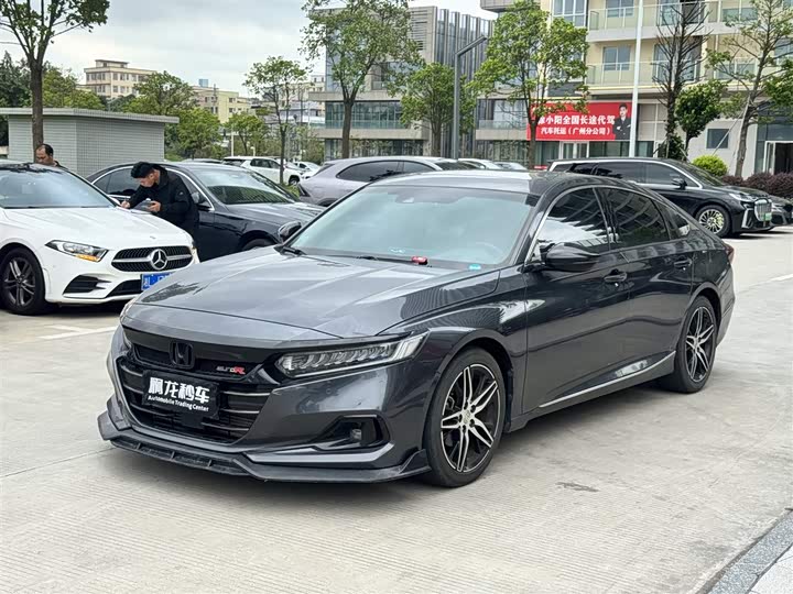2022 Accord 2022 260TURBO Magic Night Premium Edition