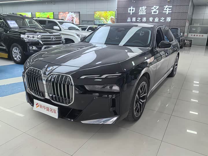 2024 BMW 7 Series 2023 735Li M Sports Package