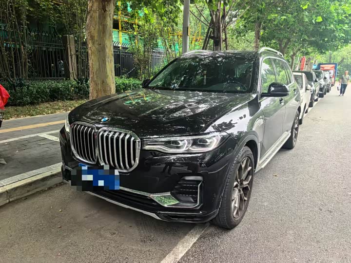 2022 BMW X7 2022 xDrive40i Leading Luxury Package