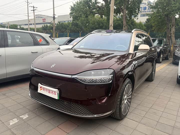 2025 Wenjie M9 2025 pure electric Ultra version 100kWh 5-seater version (192-line lidar)