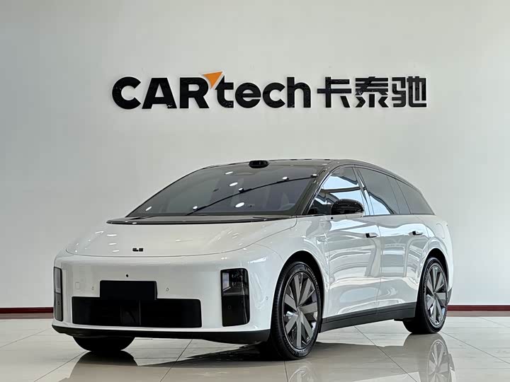 2025 Ideal i6 2025 four-wheel drive standard version