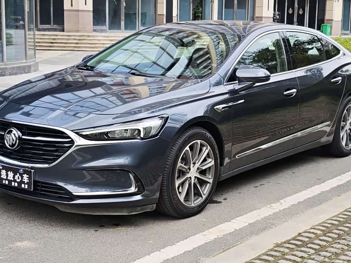 2021 LaCrosse 2021 652T Luxury
