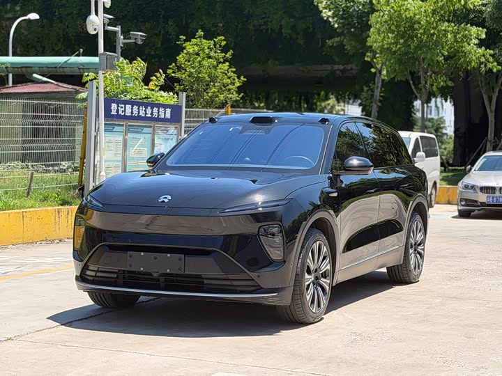 NIO ES8 2023 model 75kWh