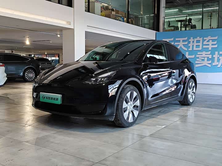 2024 Model Y 2022 Refresh RWD