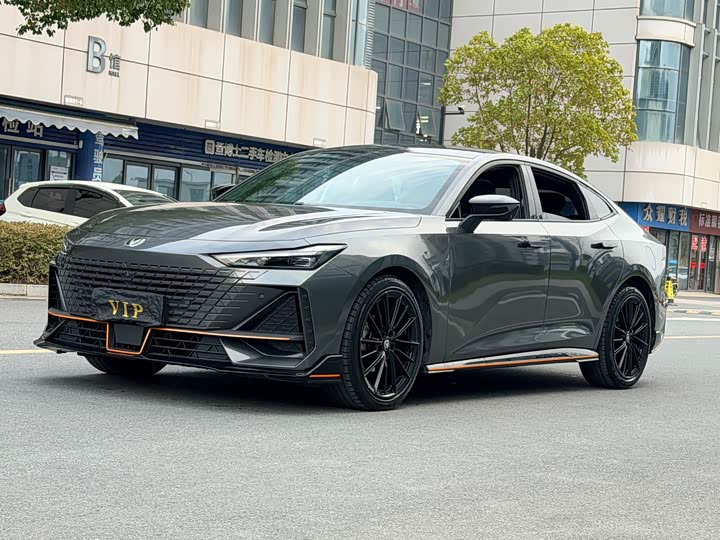 2022 Changan UNI-V 2022 1.5T sports version