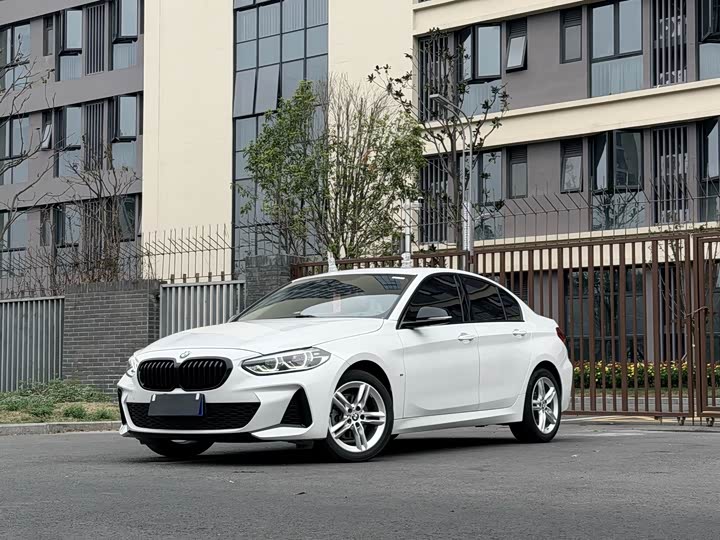 2021 BMW 1 Series 2021 120i M Sports Night Edition