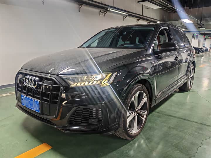Audi Q7 2023 55 TFSI quattro S premium model